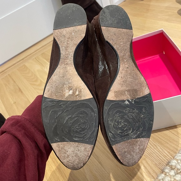 Taryn Rose shoes - Picture 3 of 3